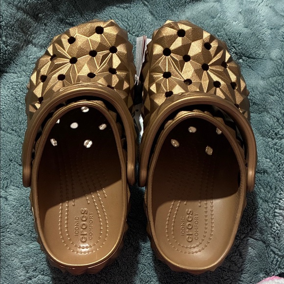CROCS Shoes - Metallic Brown Crocs